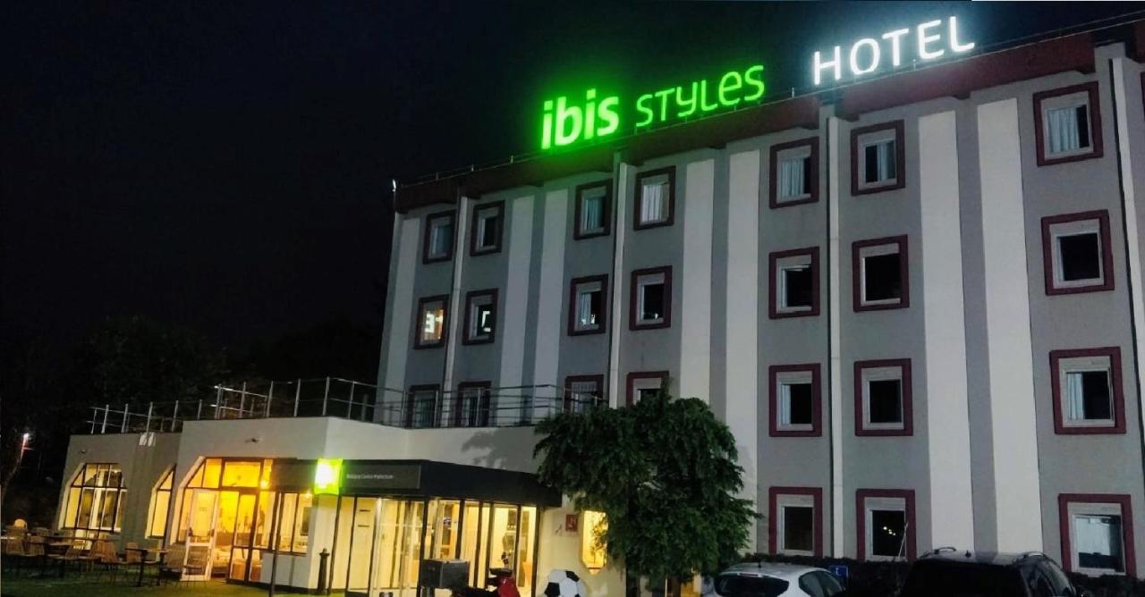 Hotel Ibis Styles Bobigny Centre Prefecture Zewnętrze zdjęcie